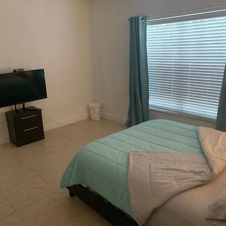 Miami Guest Suite By Airport ภายนอก รูปภาพ